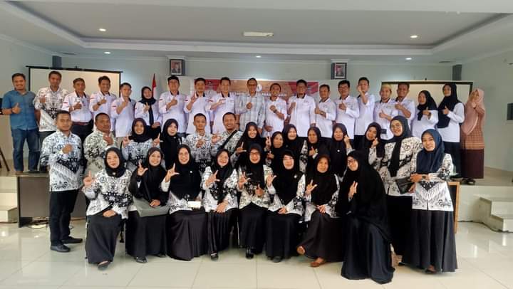 Peringati Hardiknas, SLCC-PGRI Parepare Gelar Workshop Berbagi Praktik Baik Implementasi Kurikulum Merdeka