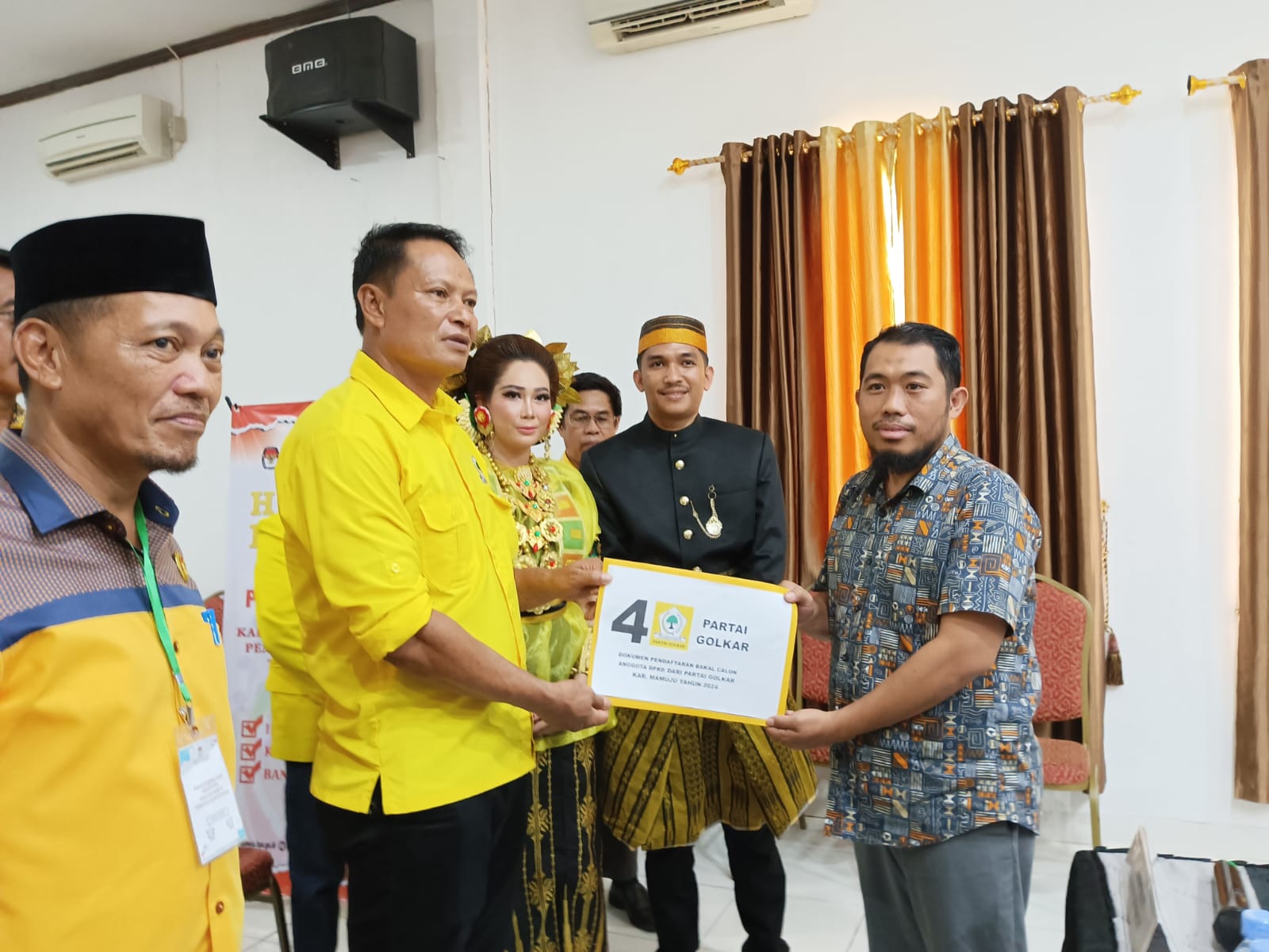 Golkar Mamuju Daftarkan 30 Bacaleg ke KPU, Target Raih Unsur Pimpinan 