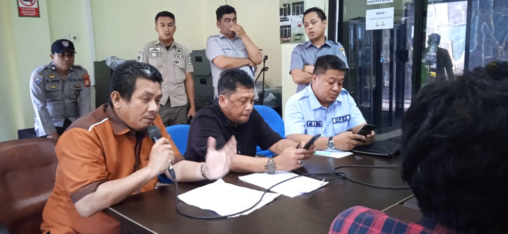 DPRD Makassar Terima Aspirasi Pedagang Terminal Makassar Metro