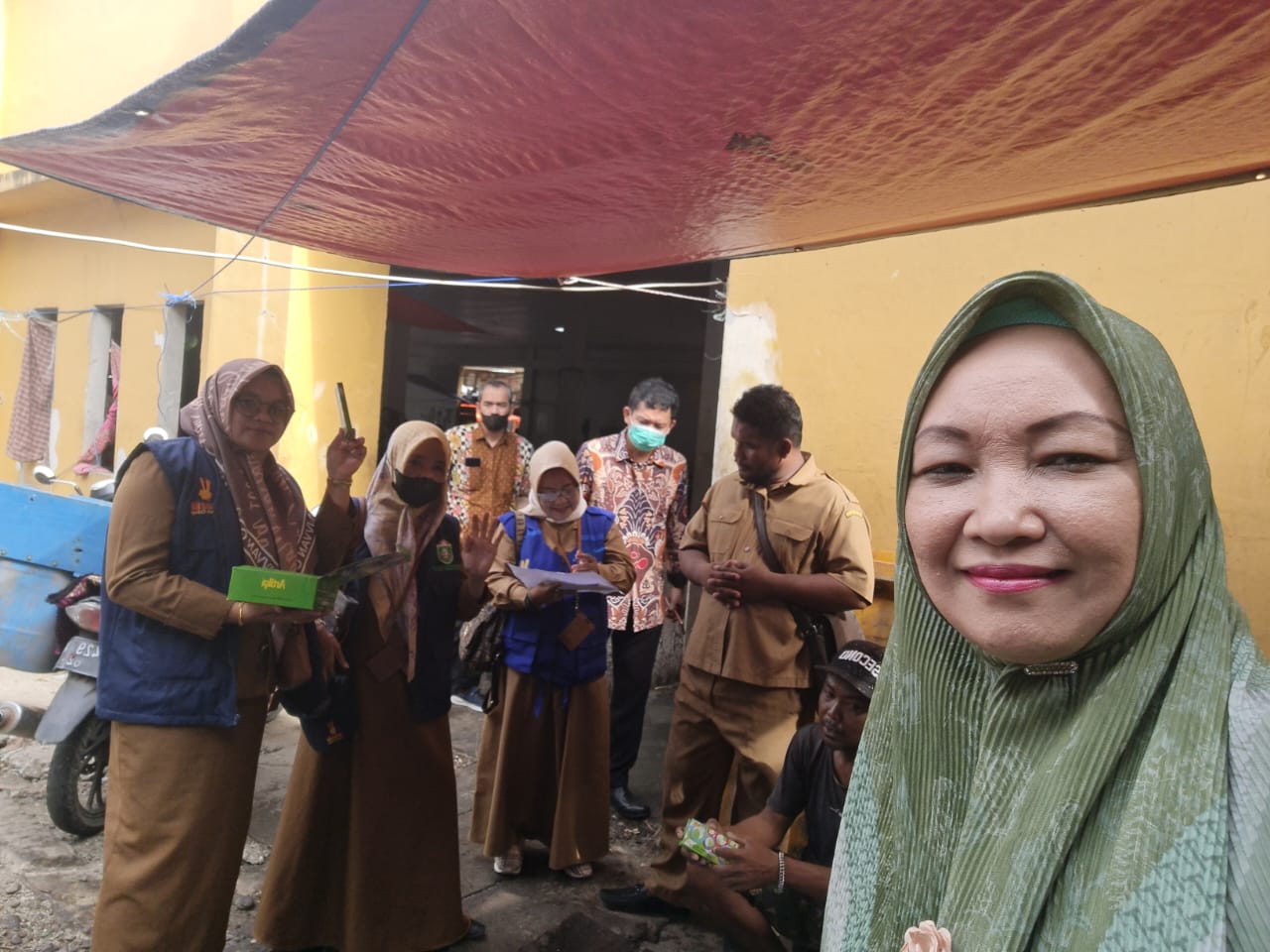DPPKB Parepare Bersama BKKBN Sulsel Sasar Pasar Tradisional Bagi Alat Kontrasepsi 