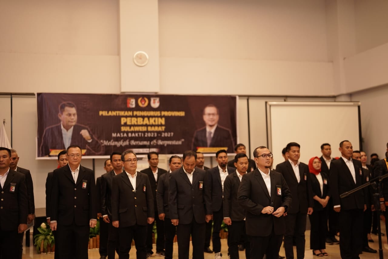 Letjen (Purn) Joni Supriyanto Lantik Pengurus Perbakin Sulbar