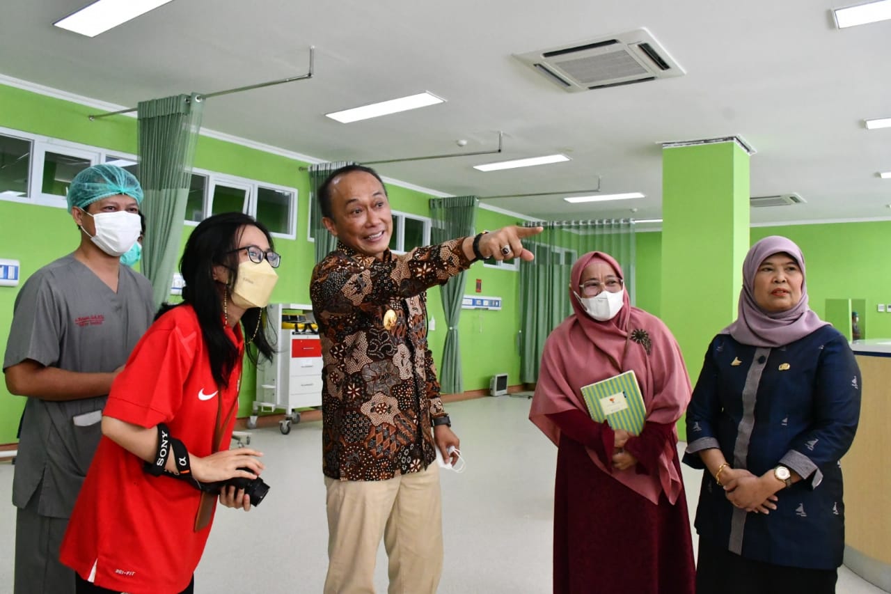 Tinjau Rumah Sakit Pj Gubernur Sulbar Minta Fasilitas Pelayanan Ditingkatkan 