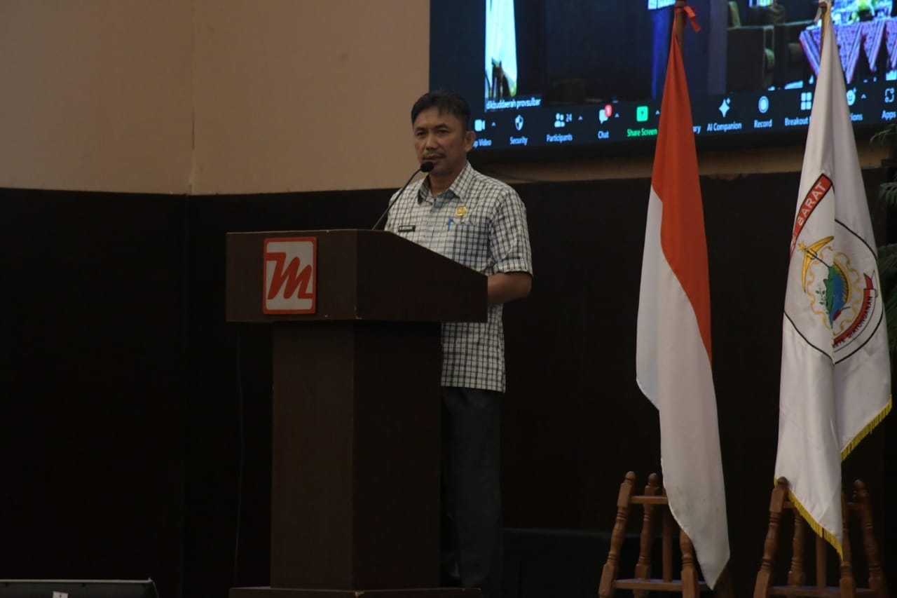 Kadis Dikbud Hadiri Keguatan Penandatanganan MoU Pemprov Sulbar dan UNS Solo