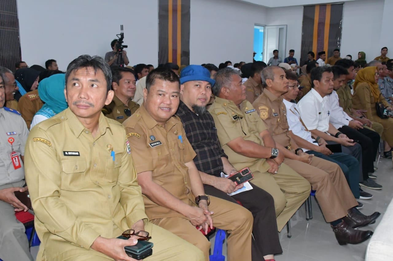 Kadis Dikbud Sulbar Hadiri Peresmian Gedung Layanan Perpustakaan Daerah