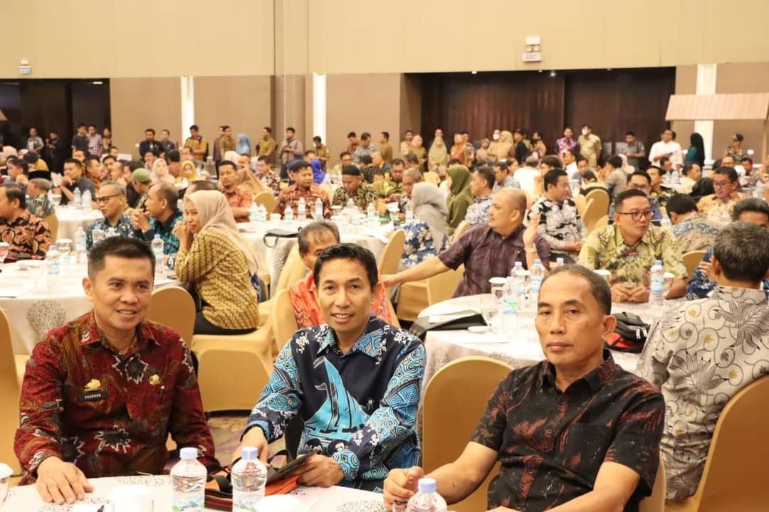 Dibuka Pj Gubernur, Sekda Parepare Ikuti Sosialisasi Pedoman Penyusunan APBD TA 2024
