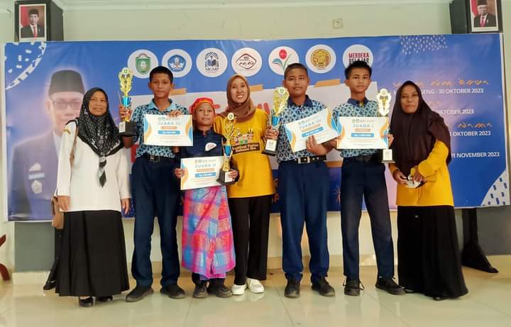 SMPN 9 Parepare Borong Juara di Festival Tunas Bahasa Ibu