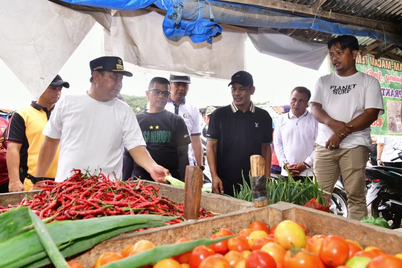 Gelar Pasar Murah, Upaya Disperindag Sulsel dan Pemkab Bone untuk Kendalikan Inflasi