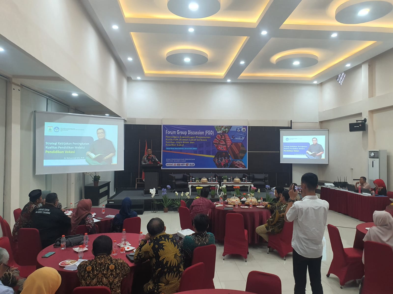 Disdikbud Sulbar Gelar FGD Penyusunan Kurikulum Muatan Lokal Berbasis Sumber Daya Alam dan Kearifan Lokal