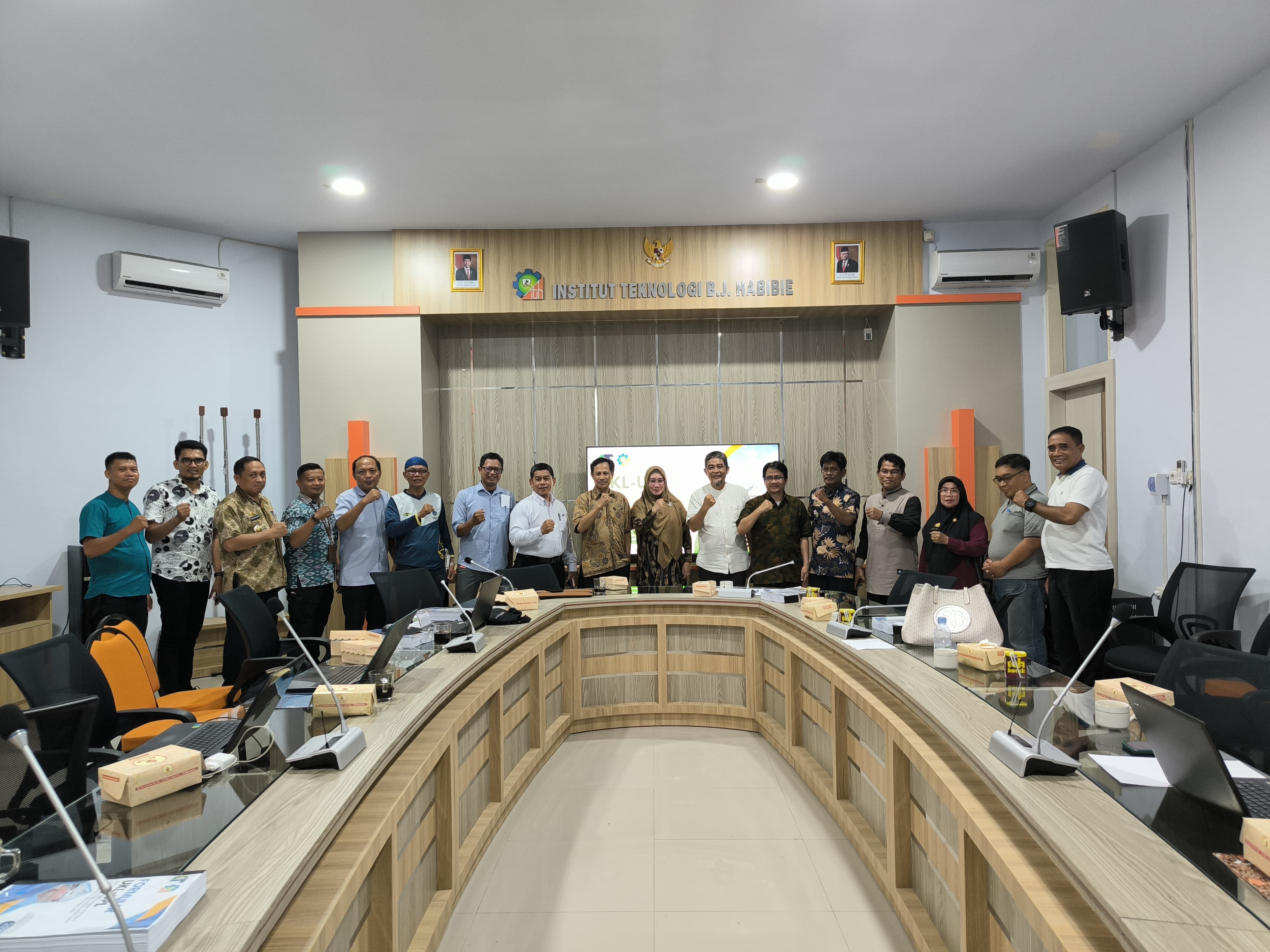 Anggota KPA Parepare Dorong ITH Jadi Percontohan Kampus Bebas Timbulan Sampah Plastik 