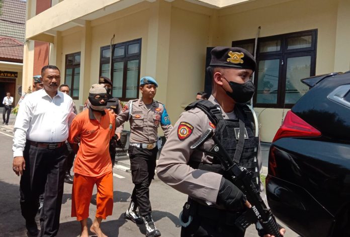 Alasan Kesepian Ditinggal Istri Bekerja, WS Setubuhi Anak Tiri hingga Hamil