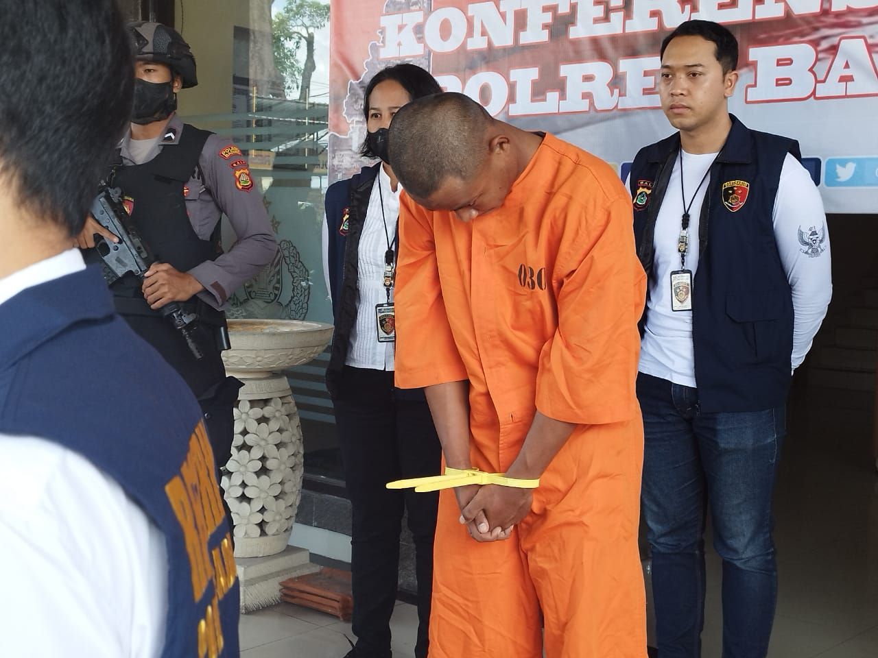 Cinta Ditolak, Pedagang Bakso Nekat Rudapaksa Rekan Bisnis saat Sedang Sit Up 