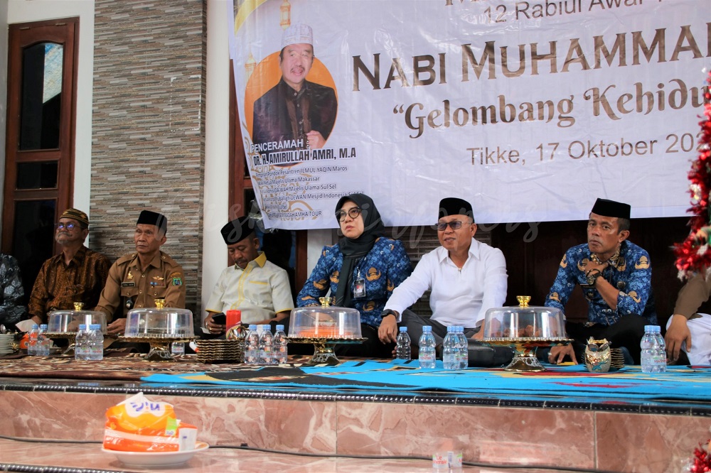 Agus-Herny Hadiri Maulid Bertema Gelombang Kehidupan di Tikke Raya