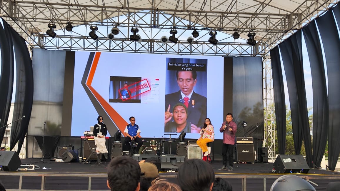 Kadis Kominfo Sulbar Ajak Masyarakat Bijak Bermedsos demi Melawan Hoax 