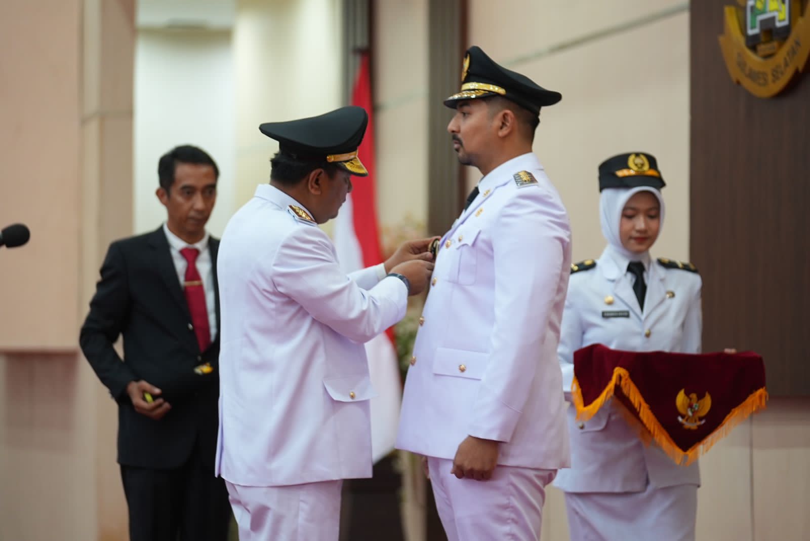 Lantik Akbar Laluasa Jadi Wakil Bupati Luwu Timur, Pj Gubernur Sulsel: Pemerintahan Lutim Akan Semakin Kuat