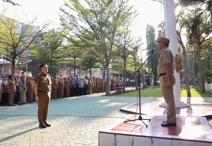 Jadi Pembina Apel Pagi, Wali Kota Makassar Tekankan ASN Harus Lebih Solid