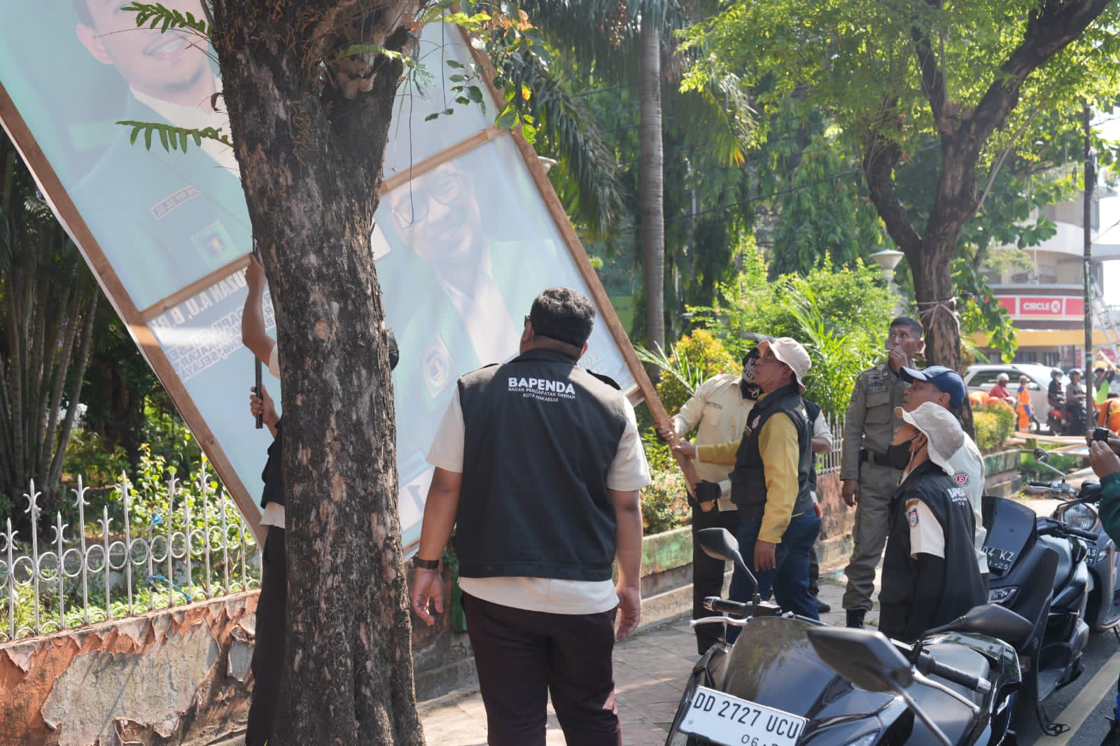 Marak Reklame Tak Berizin, Bapenda Makassar Gelar Penertiban Reklame di 500 Titik 