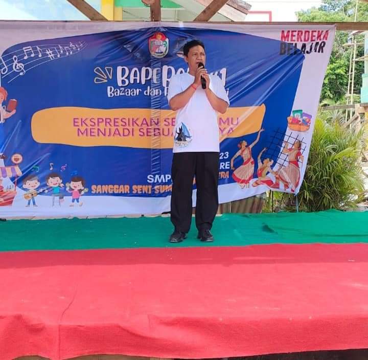 Baperan, Siswa SMPN 9 Parepare Unjuk Kreativitas Seni dan Bazar