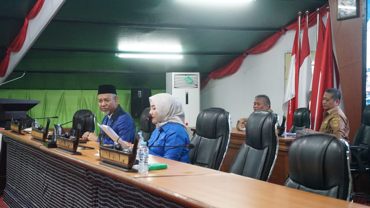 DPRD Sulbar Gelar Rapat Paripurna Pengesahan APBD Perubahan dan Pembacaan Usulan PAW