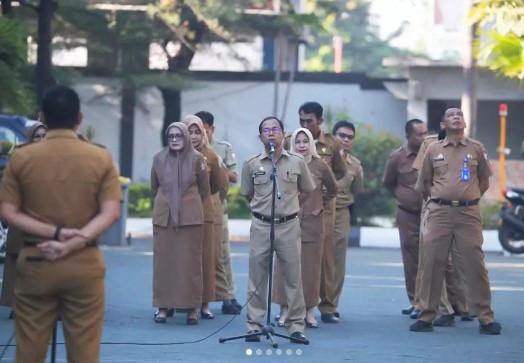 Apel Pagi Sekretariat DPRD Makassar, Plt Kabag Humas Beri Arahan ke ASN dan Laskar Pelangi