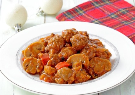 Resep Bola Daging Tumis Jamur, Bikinnya Tak Sampai Satu Jam