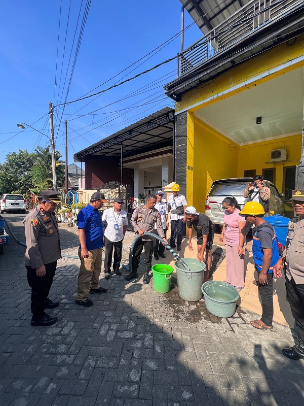 Penyaluran Air Tangki ke Masyarakat, Perumda Air Minum Kota Makassar Dapat Dukungan Polrestabes
