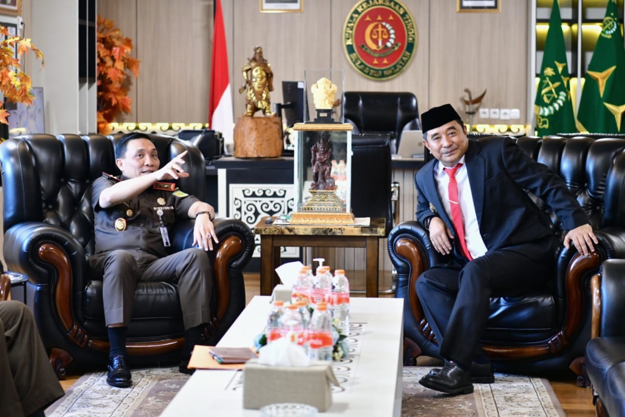 Bertemu Kajati Sulsel, Pj Gubernur Minta Kejaksaan Kawal Tahapan Pemilu dan Pilkada