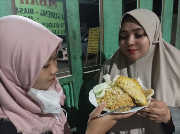 Hindari Makan Nasi Goreng saat Malam Hari, Memperberat Kerja Usus dan Hati