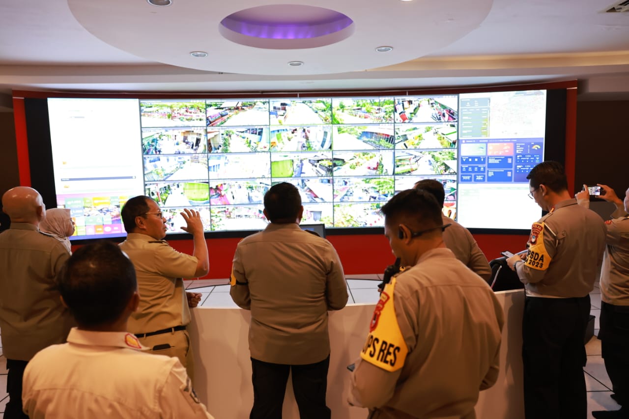 Kapolda Sulsel Puji Danny Pomanto Pasang Ribuan CCTV di Makassar
