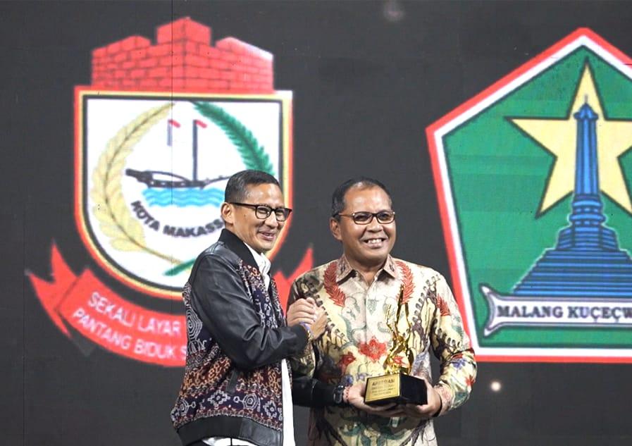 Danny Pomanto Raih Penghargaan Apresiasi Daerah Peduli Inovasi Ekonomi Kreatif