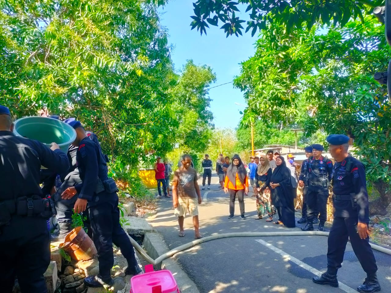 Kolaborasi Brimob Bersama PAM Tirta Karajae Bantu Warga Atasi Kesulitan Air Bersih 