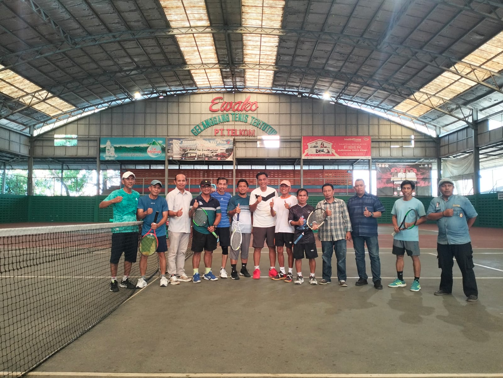 Jelang Porwanas, Tim Tenis Porwanas Sulsel-Tim Tenis Kemenkumham Gelar Pertandingan Persahabatan 