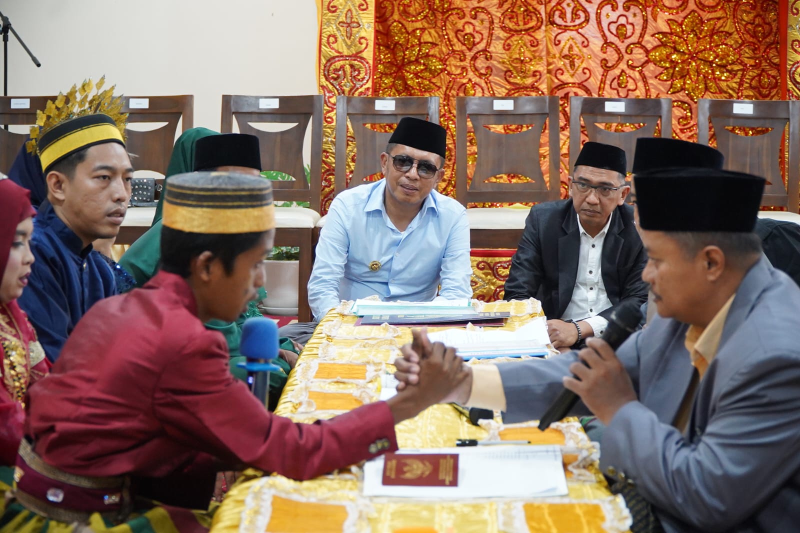 Nikah Massal Sambut HUT Kemerdekaan di Parepare, Pj Wali Kota Akbar Ali Doakan Jadi Keluarga Bahagia 