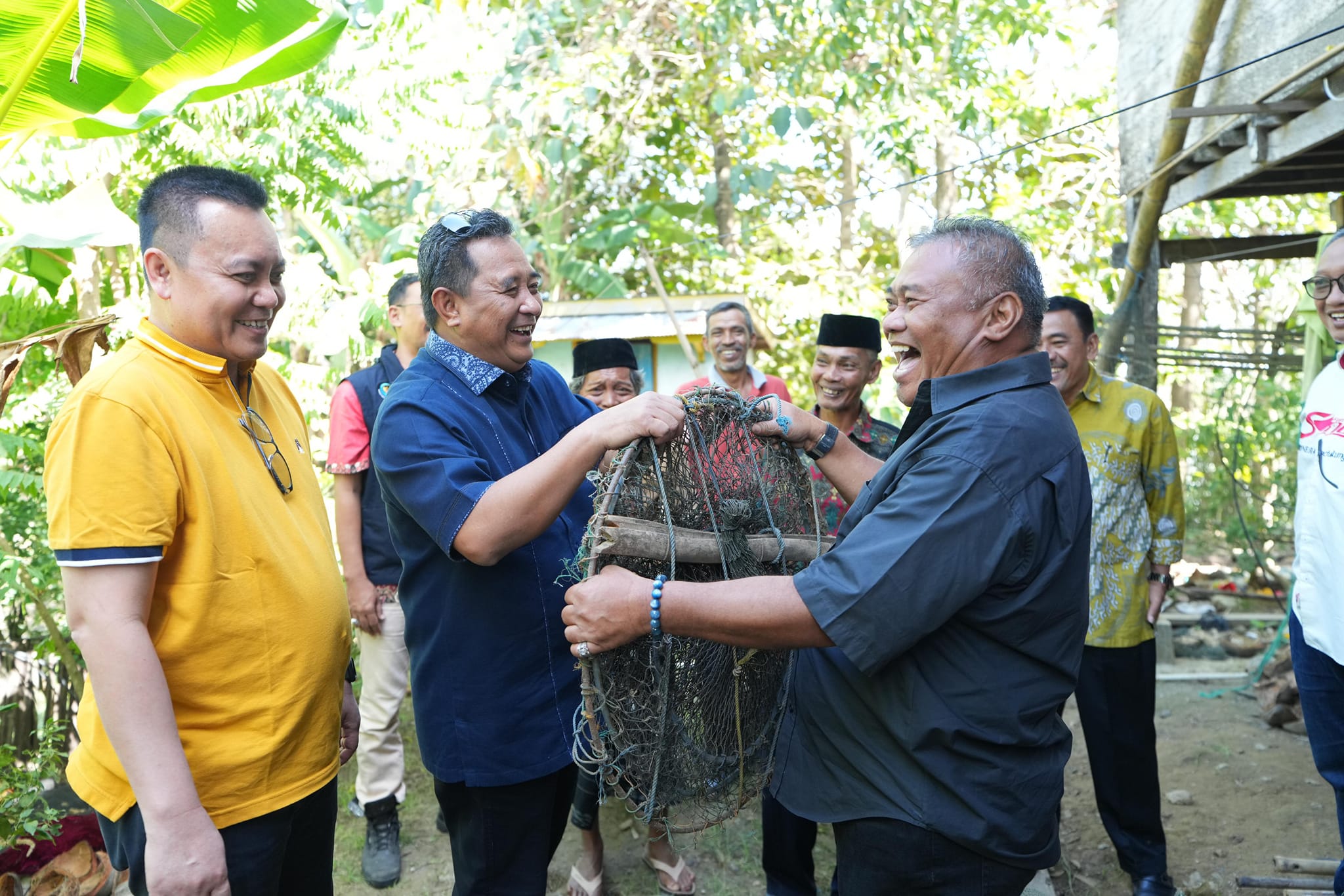 Kunjungi Lokasi Penangkaran Ikan Sidat di Wajo, Pj Bahtiar Akan Mendorong Ekosistem Bisnisnya di Sulbar