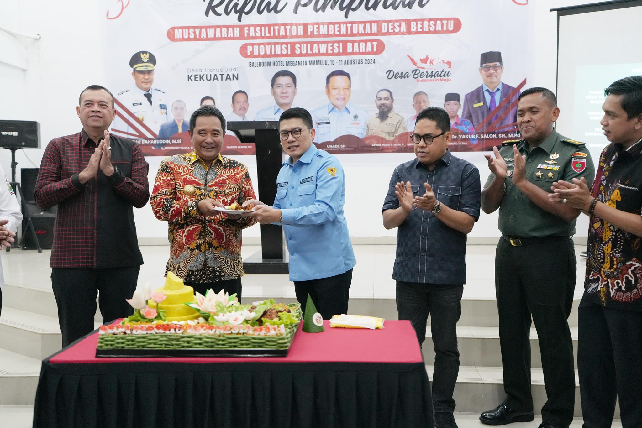 Desa Bersatu Terbentuk di Sulbar, Pj Bahtiar Dorong Desa Garda Terdepan Daulat Pangan Indonesia