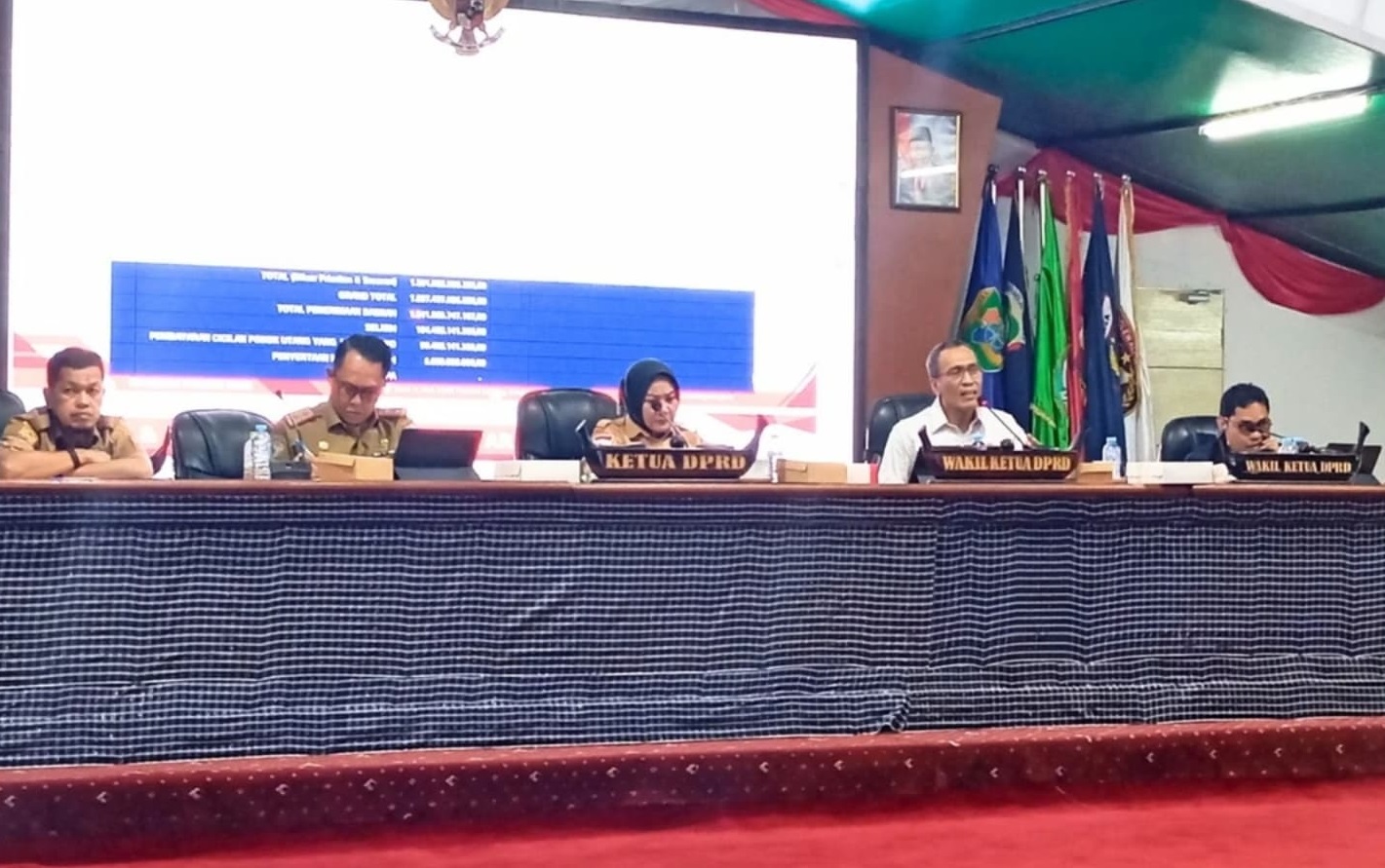 Usman Suhuriah Hadiri Rapat Ekspose KUA PPAS APBD Tahun 2025