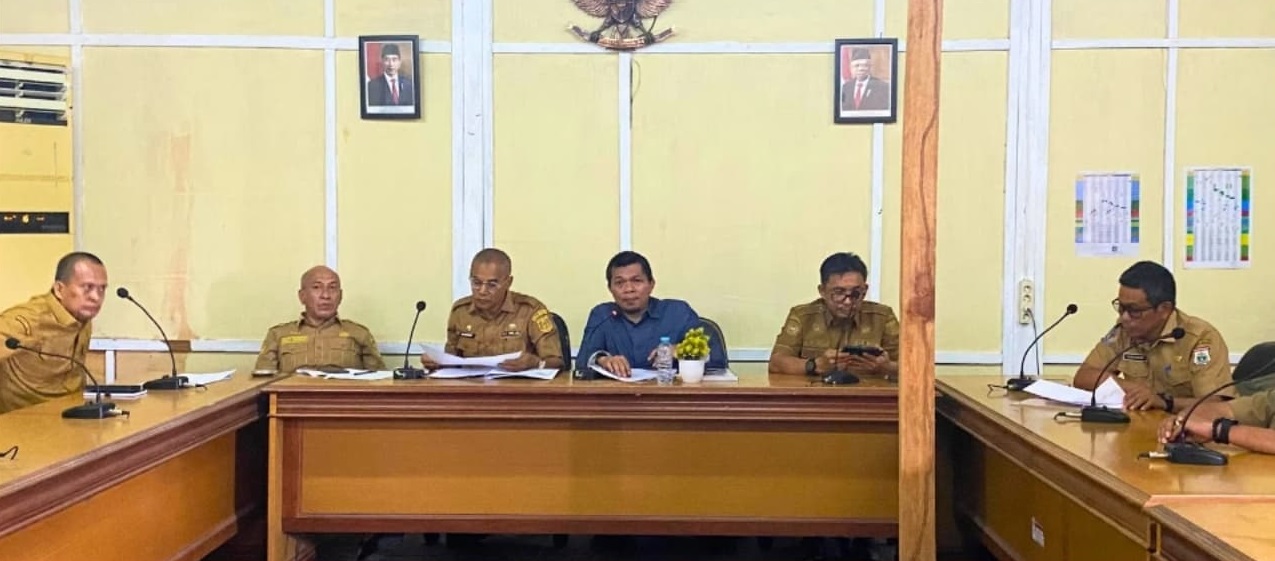 Kadis Dikbud Hadiri RDPU DPRD Sulbar Terkait Laporan Dugaan Penyalahgunaan APBN dan APBD Tahun 2023