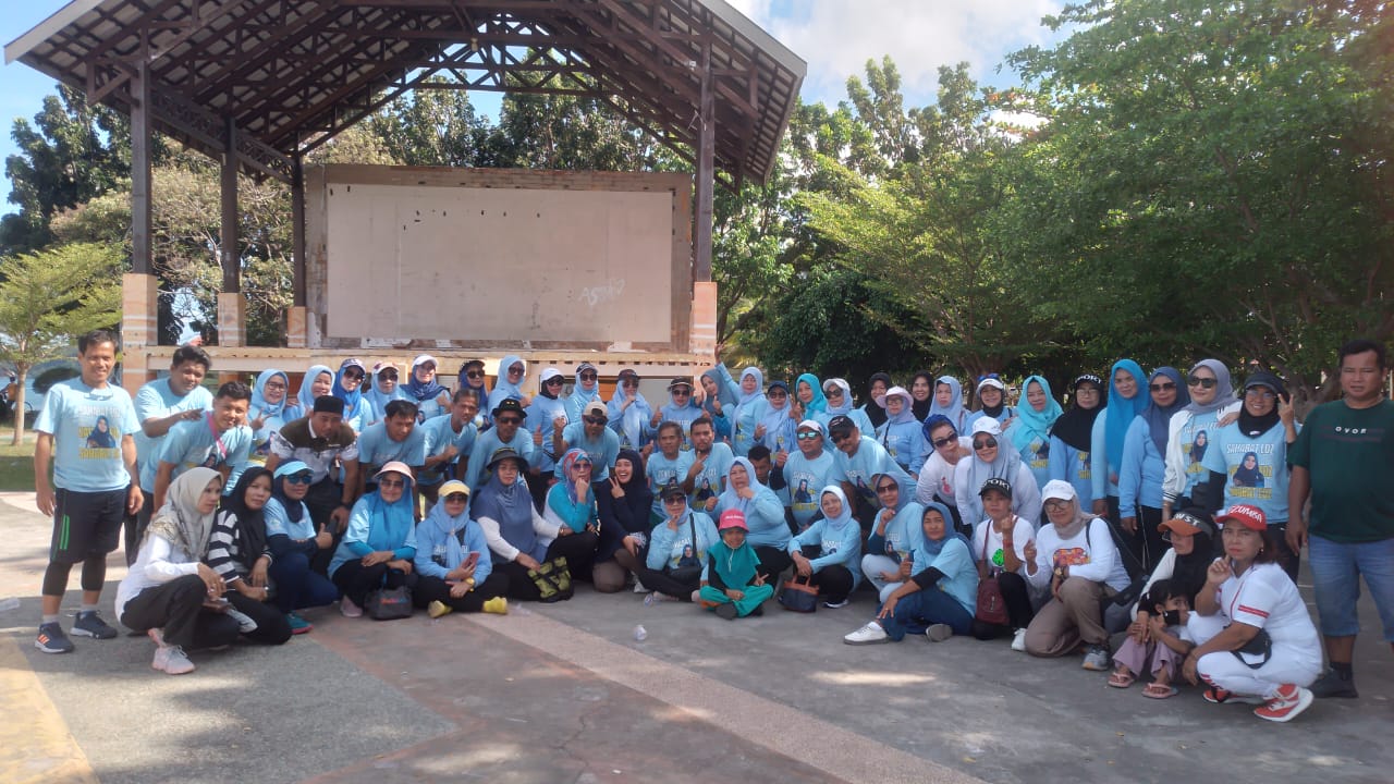 Kompak Solid, Erna Durahman Silaturahmi dan Senam Sehat Bersama Ratusan Tim Sahabat EDZ 