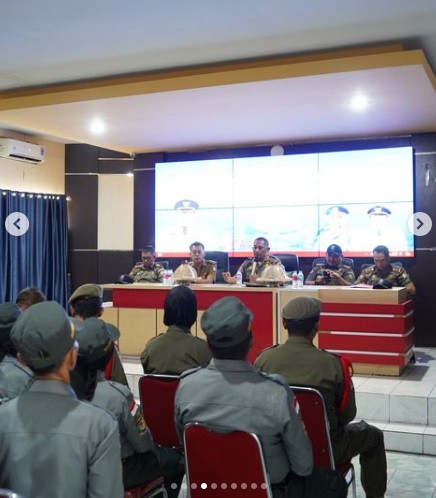 Kasatpol PP Makassar Kunjungi Kantor Camat Biringkanaya, Ajak Jaga Kekompakan dalam Menegakkan Perda