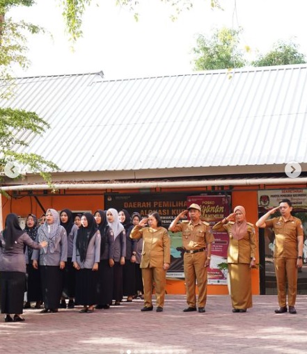 Upacara Bendera, Camat Biringkanaya Tekankan Kedisiplinan dan Pelayanan