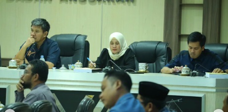 ARA Pimpin Rapat Banggar Bahas Rancangan Perubahan KUA APBD 2024