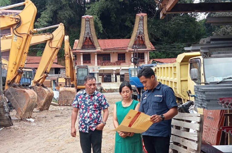 Bapenda Sulsel Tagih Pajak Alat Berat di Tana Toraja