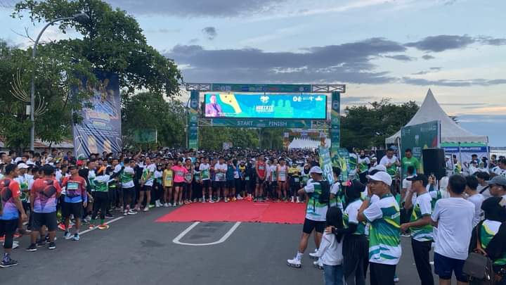 Ribuan Runners Ikut Habibie Fun Run, Pj Wali Kota Akbar Ali Ajak Nikmati Pesona Alam Parepare 