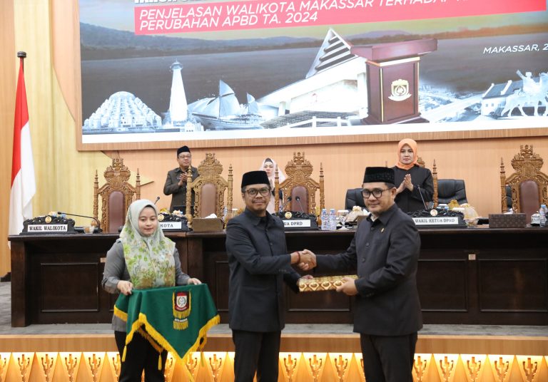 DPRD Makassar Gelar Rapat Paripurna, Pj Sekda Sampaikan Penjelasan Wali Kota Makassar Terhadap Ranperda APBD Perubahan 2024