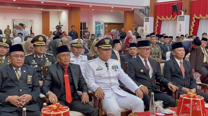 Pj Gubernur Sulsel Lantik Kadis Kominfo Jadi Pj Bupati Bone