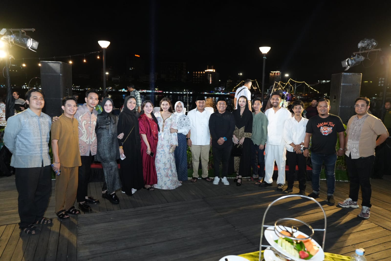 Buka Puasa Bersama Penggiat Media Sosial, Pj Gubernur Bahtiar Ajak Kembalikan Ekosistem Alam