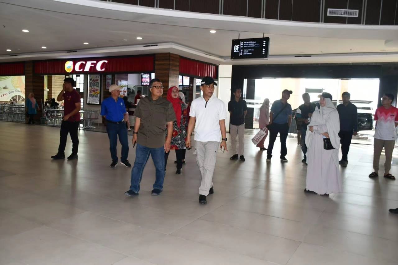 Pastikan Kesiapan Kunjungan Presiden, Prof Zudan Tinjau SMK 1 Rangas dan Mall Matos