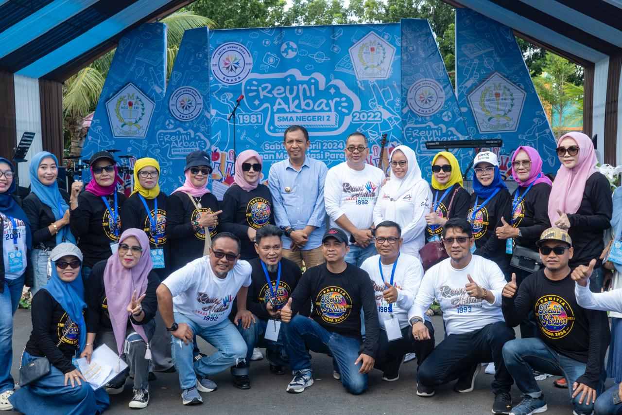 Apresiasi Reuni Akbar SMAN 2 Parepare, Akbar Ali Ajak Berkontribusi Bagi Pembangunan 