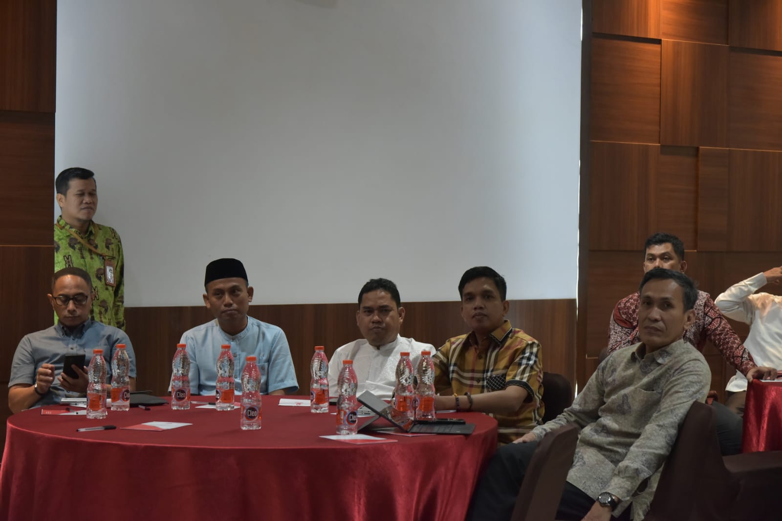 Bersama Tim Pakar Unhas, Anggota Panja Taufiq Agus Bahas Evaluasi LKPj Gubernur Sulbar
