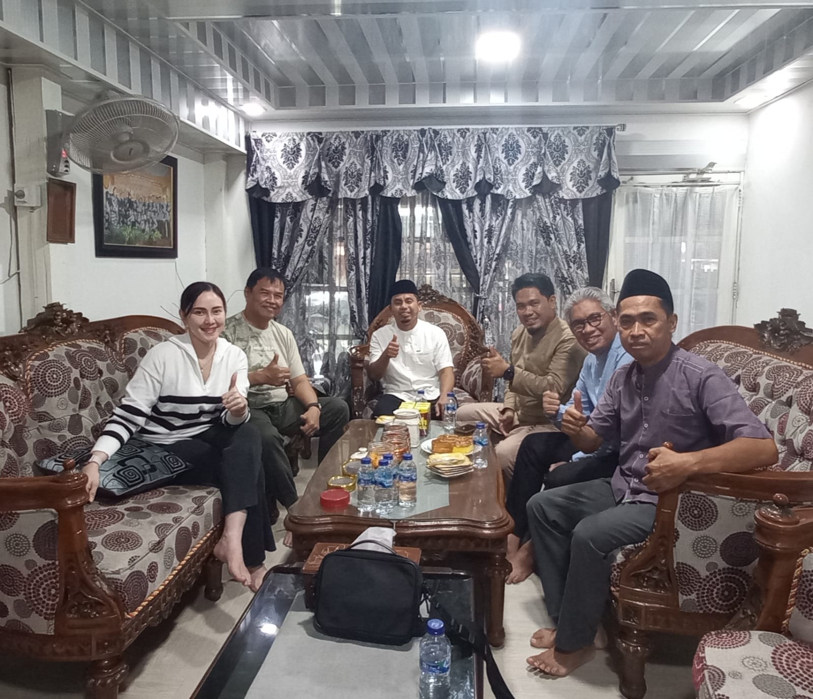 Silaturahmi ke Tokoh Masyarakat, TSM Mohon Doa Restu Maju di Pilkada Parepare 