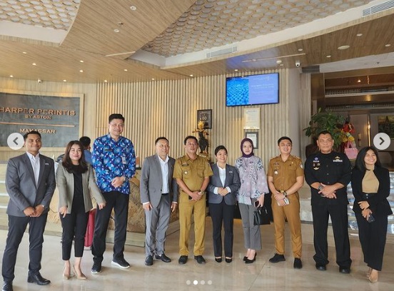 Camat Bersama Sekcam Biringkanaya Hadiri Halal Bihalal Hotel Harper Perintis